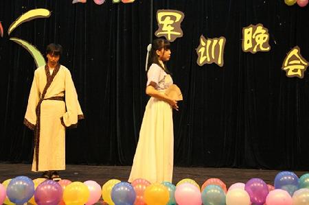 汉服表演 汉服表演