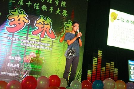 新科冠军陆圣仁 新科冠军陆圣仁