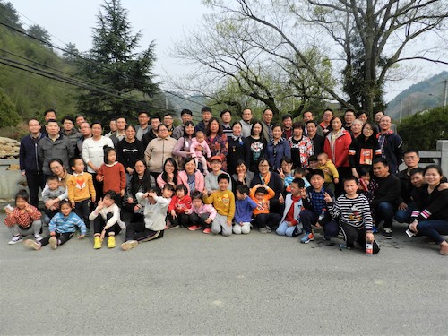 理百家乐游戏
教工天目山春游合影